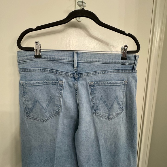 NWT Mothers Twisted Flood jeans in lost art wash - Picture 6 of 7